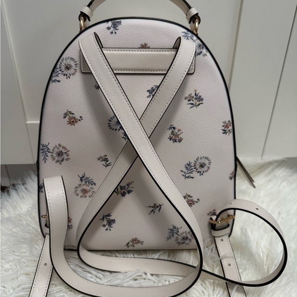 Coach Floral White Backpack - Picture 2 of 13